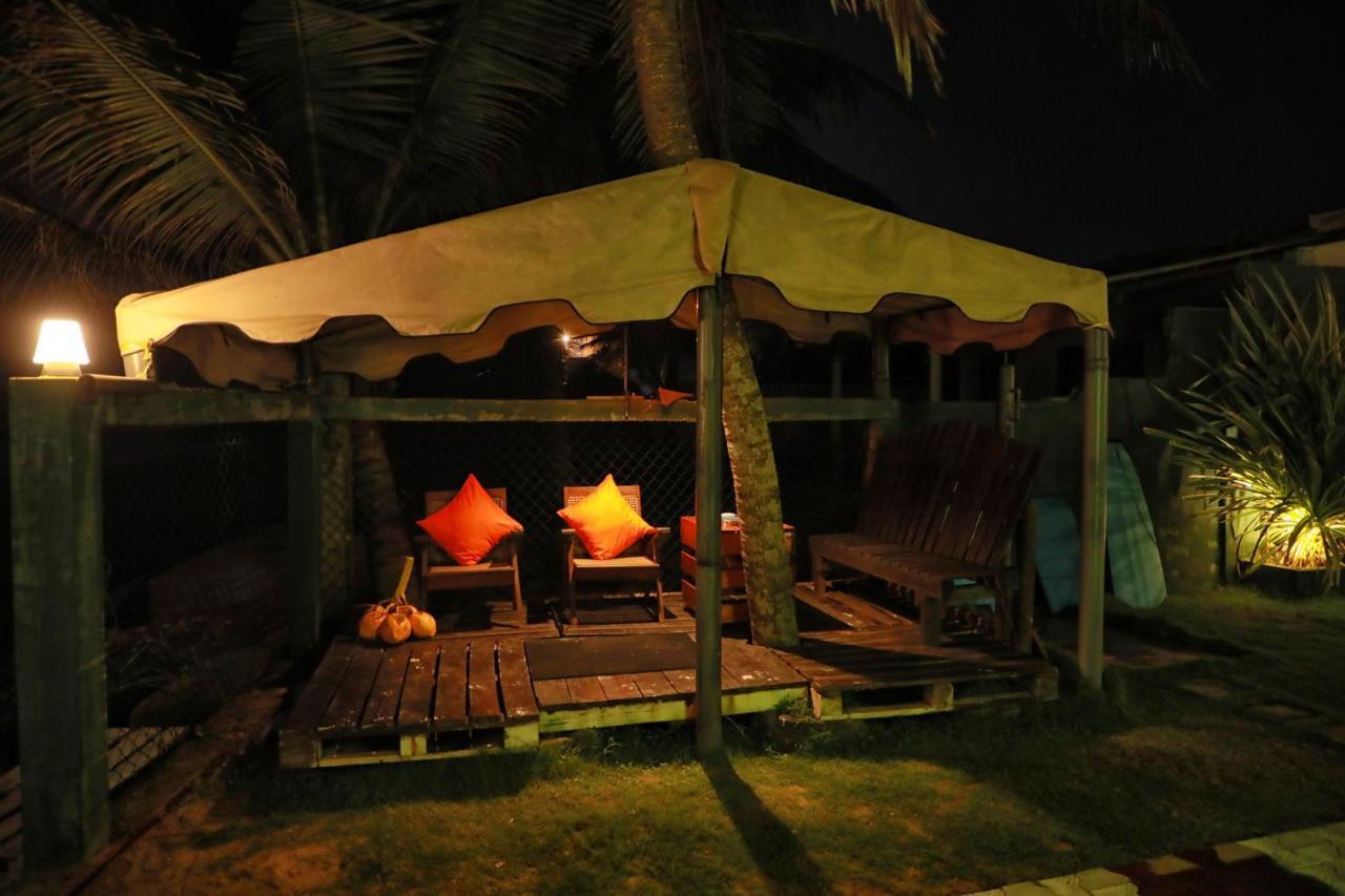 Ayomal Beach Paradise Kurunduwatta Екстериор снимка